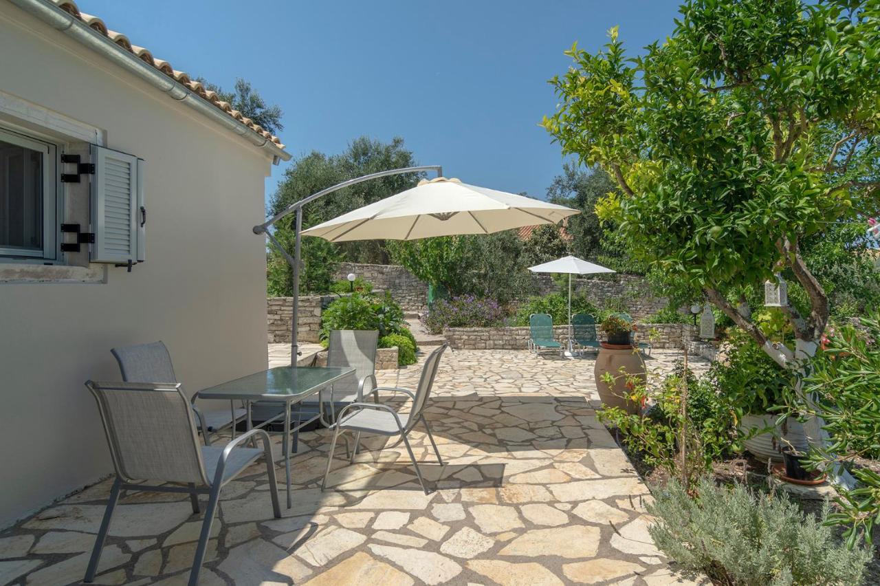 Emilios Stone House Villa Gaios Exterior photo